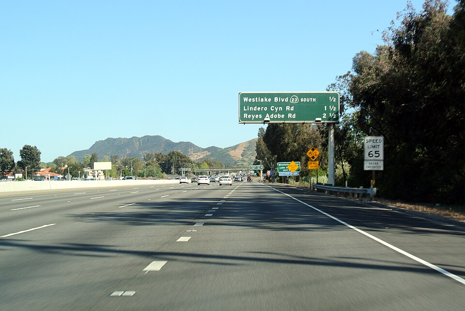 Ventura Freeway 101 in the San Fernando Valley showing the primary east-west freeway corridor connecting Woodland Hills to Los Angeles